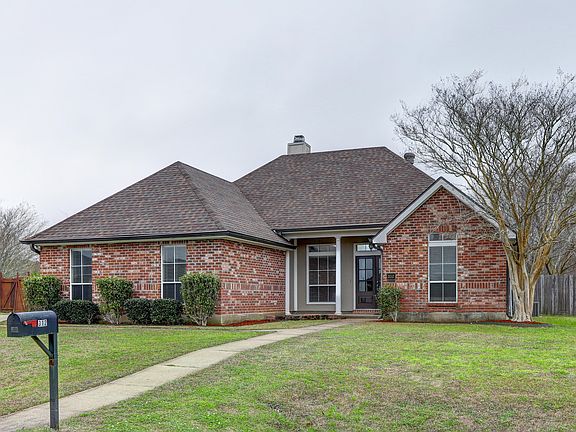 3rd image of 312 Deer Meadow Blvd