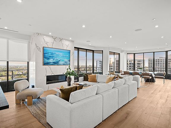 4th image of 10601 Wilshire Blvd #14SW