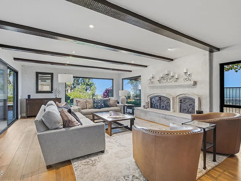 290 Saint Katherine La Canada — Photo 14