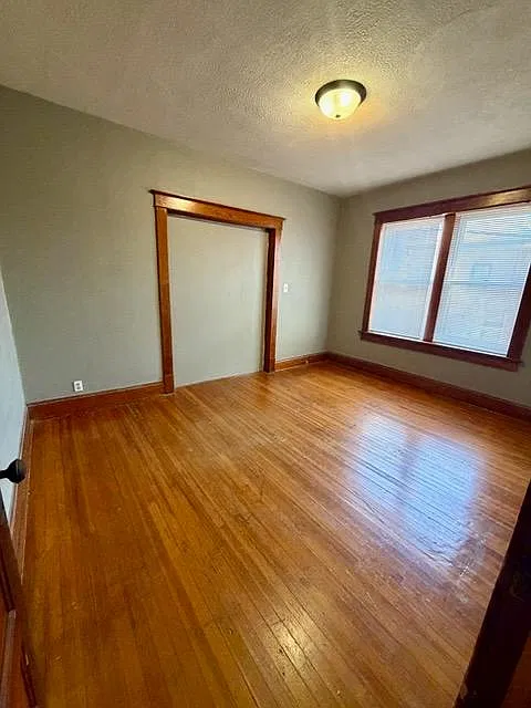 1124 Isadore Street - 1124 Isadore St. — Photo 2