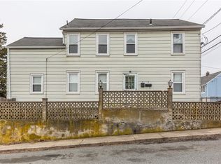 18 Pulaski St, West Warwick, RI 02893