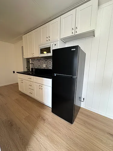 1141 Victor Ave Photo 1