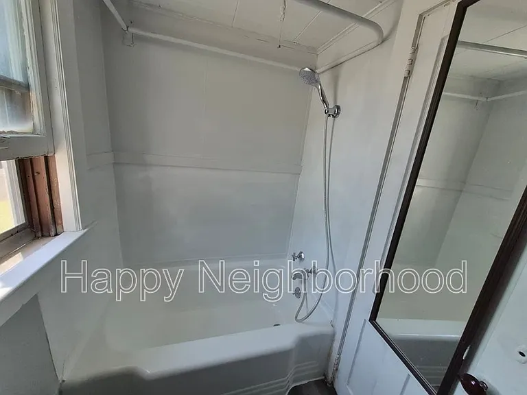 46 Maple St #3 — Photo 16