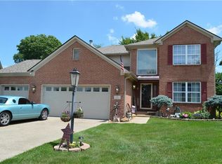 631 Middleham Cir, Beech Grove, IN 46107