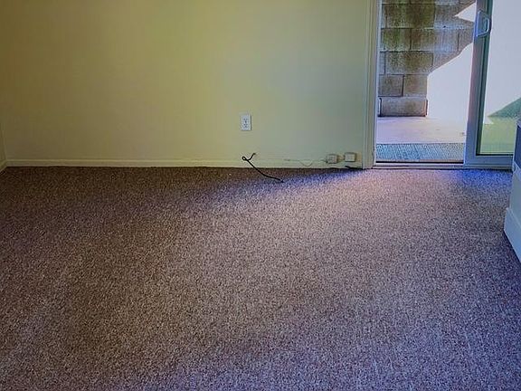 5th image of 2732 Martha Ave