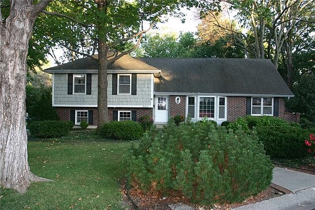 1st image of 9917 Farley Ln