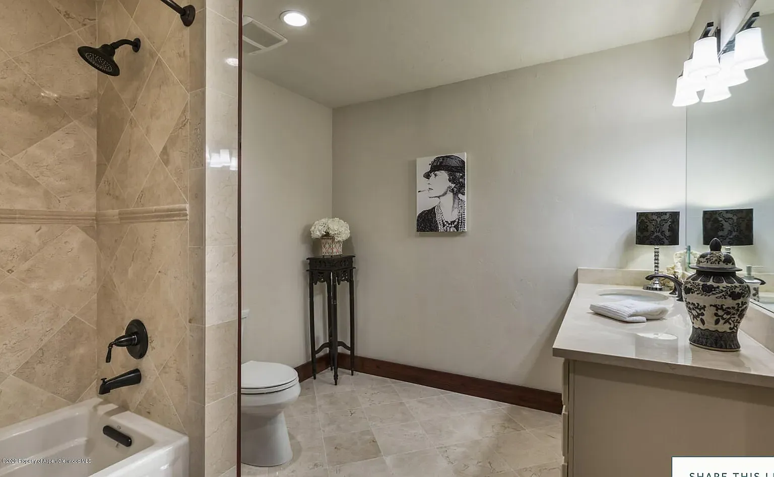 5 bed, 5382 sqft, $12,000 — Photo 4