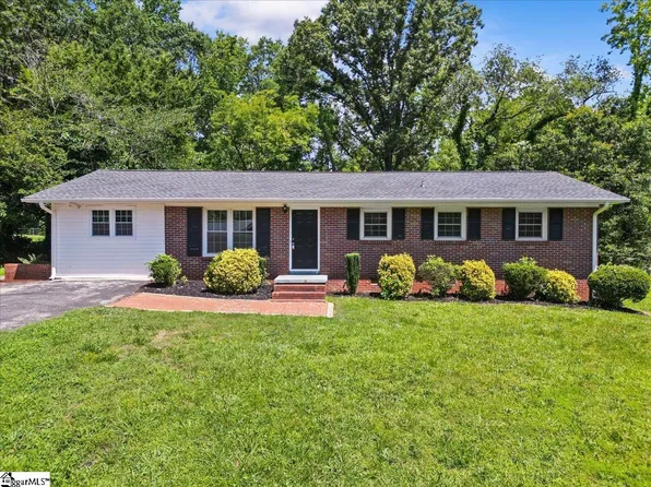 111 Clarendon Dr, Clemson, SC 29631