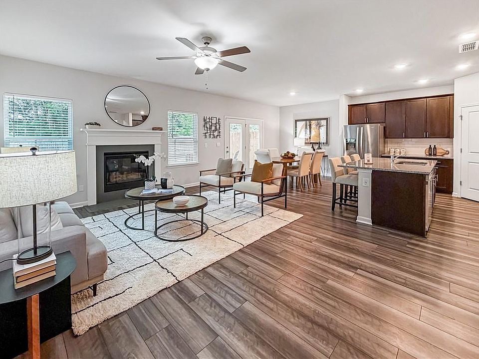 1st image of 5836 Hackberry Ln