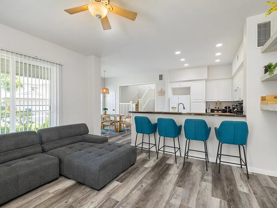92-1210 Olani St #3