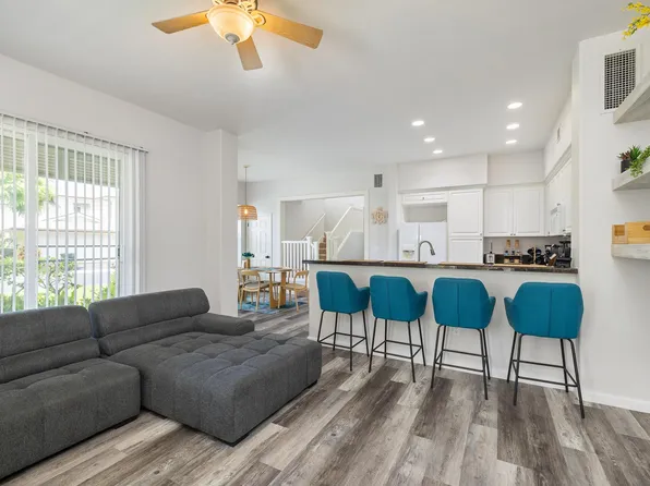 92-1210 Olani St APT 3, Kapolei, HI 96707