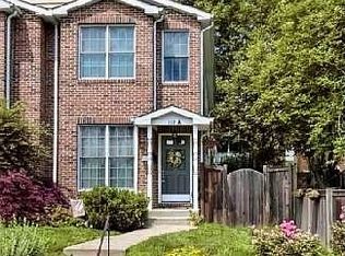 112 E Glebe Rd #A, Alexandria, VA 22305