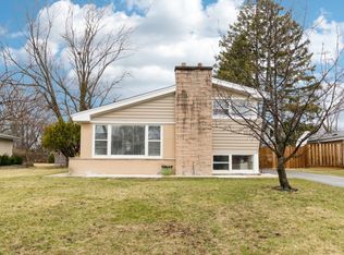 244 Glendale Rd, Glenview, IL 60025