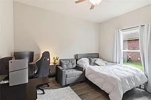 116 Meadow Spring Pl — Photo 10