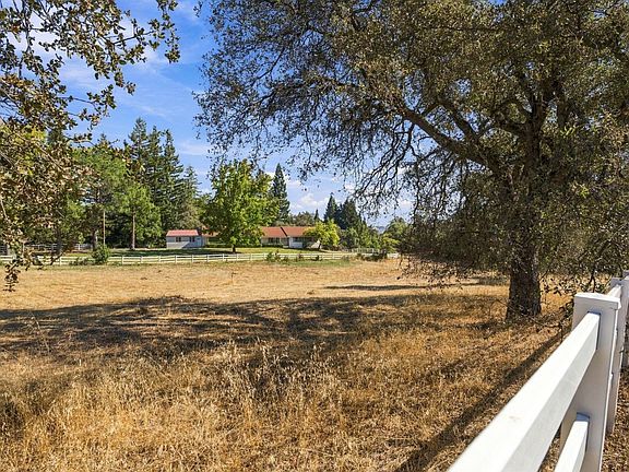 4th image of 10020 Van Riper Ln