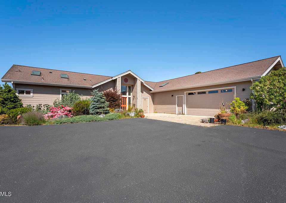 1st image of 34450 Sunset Way