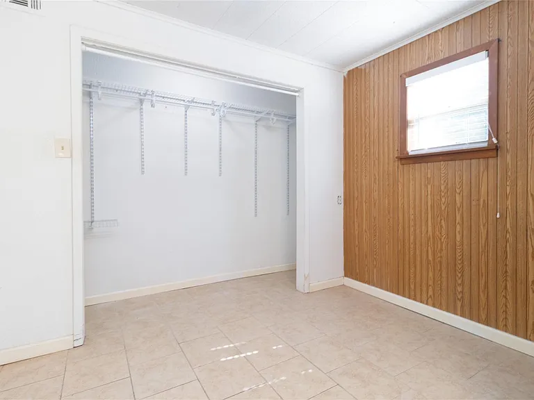 4425 Harding Dr — Photo 19