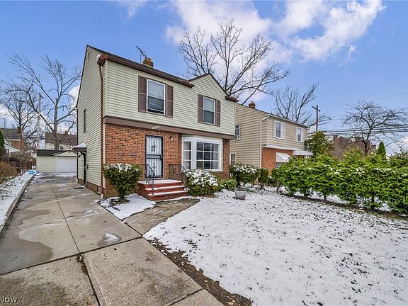 5th image of 16908 Throckley Ave