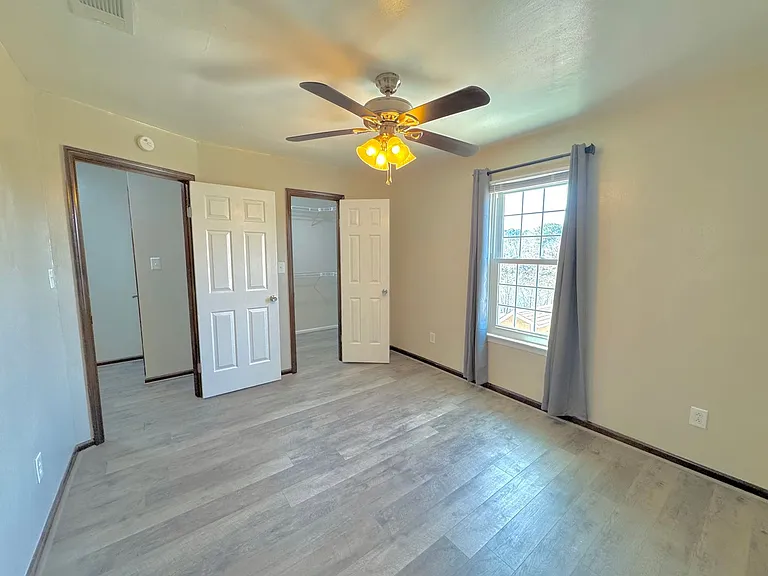 1037 Still Harbor Cir — Photo 15