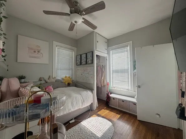 578 High St #1, Somerset, MA 02726