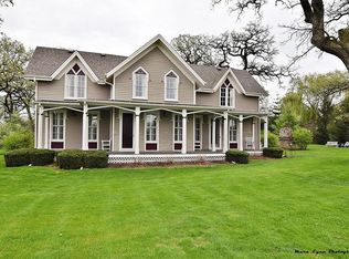 15N470 Settlers Grove Rd, Hampshire, IL 60140
