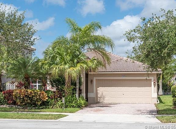 4th image of 1262 NW 167th Ave