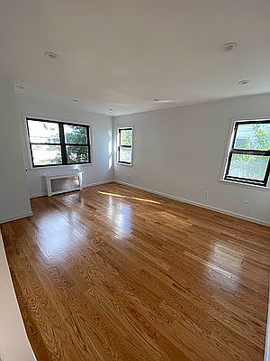 4th image of 49-20 169th St #1