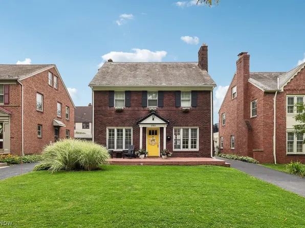 17922 Lomond Blvd, Shaker Heights, OH 44122