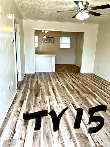 606 S Trenton St #15 Photo 1