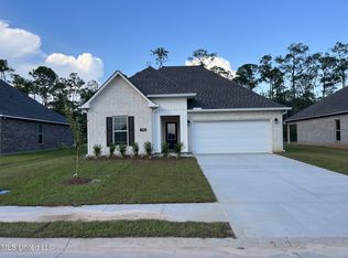7752 Claymont Cir, Ocean Springs, MS 39564