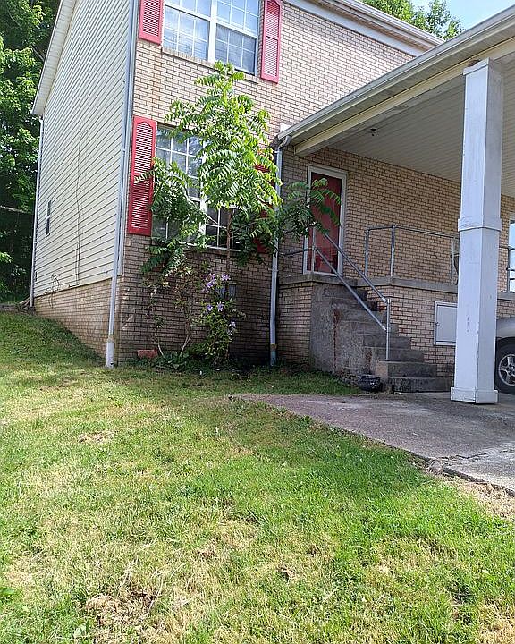 1st image of 2114 Breezy Dr