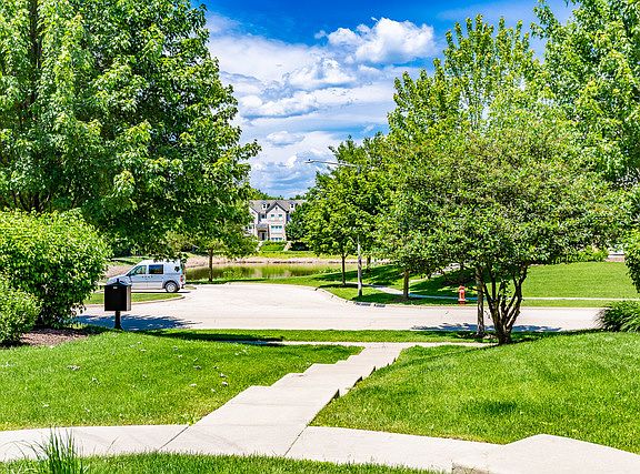 4th image of 966 Indigo Ct