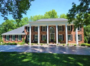 157 Herworth Dr, Chesterfield, MO 63005