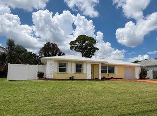 772 SE Thornhill Drive, Port St Lucie, FL 34983