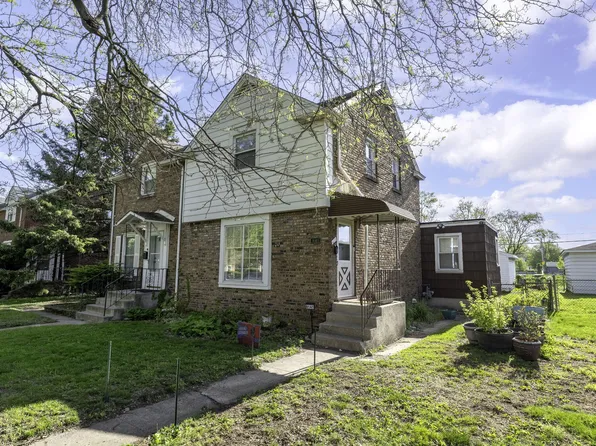 8141 Highland Pl, Munster, IN 46321