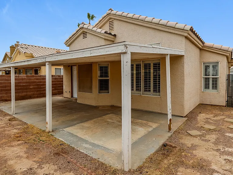 6125 Wild Berry Dr — Photo 16