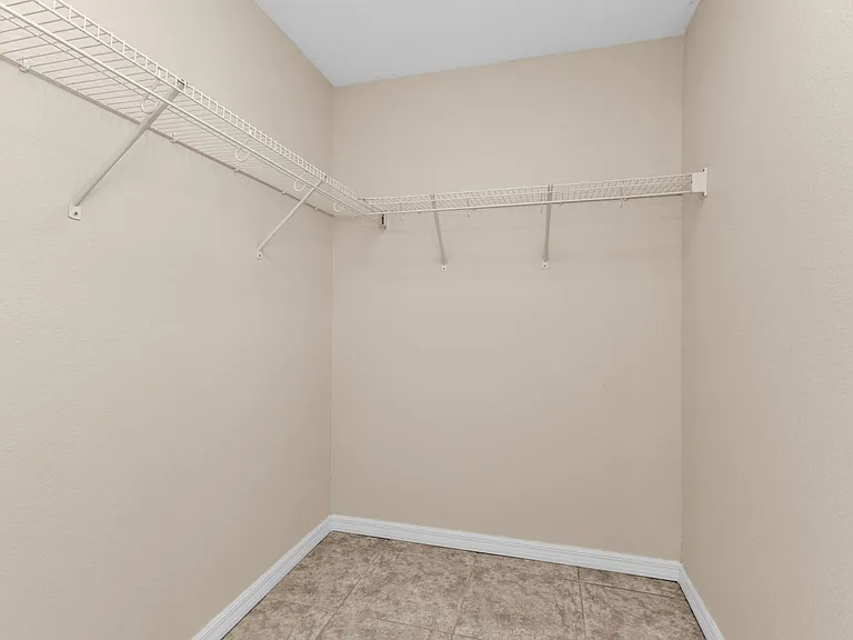 Sunnydell Commons II — Photo 13