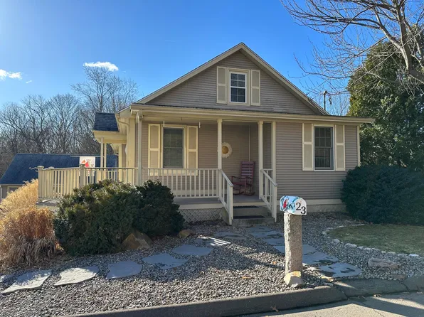 23 Cherry St #1, Branford, CT 06405