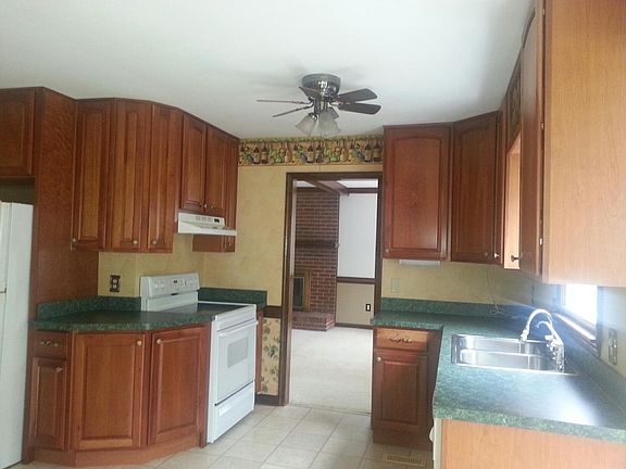 Kitchen leading into Living Room