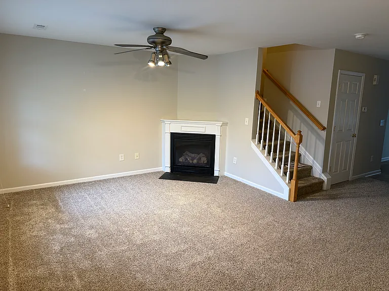 10143 Ballyclare Ct — Photo 14
