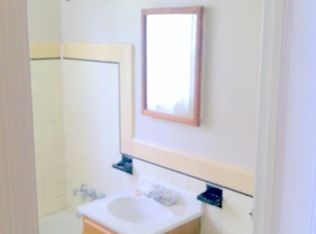 1111 N Kensington St APT 2, Arlington, VA 22205