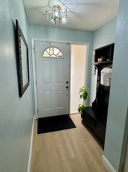 3 bed, 1407 sqft, $3,350 — Photo 4