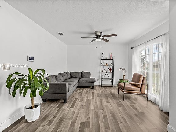 5th image of 3990 SW Halcomb St
