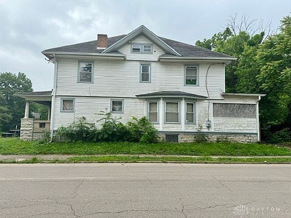 5th image of 141 Rockwood Ave