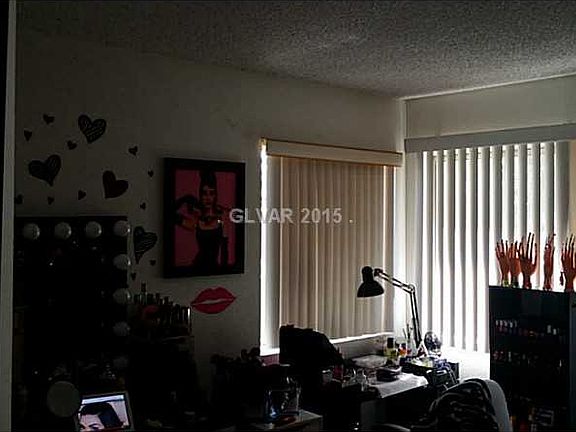 4th image of 5769 Blue Sea St