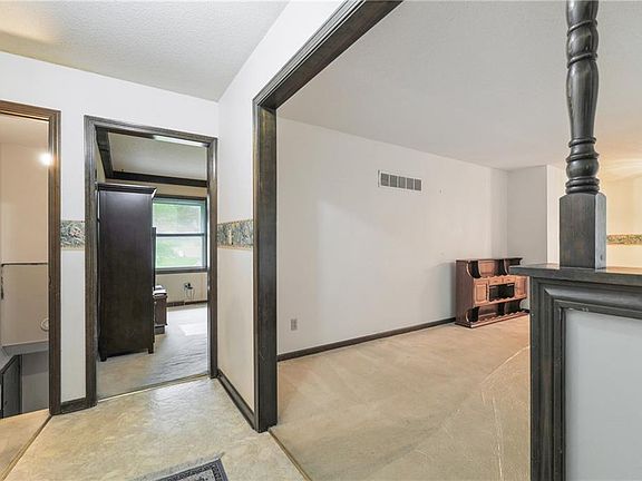 3rd image of 16401 E Cogan Dr