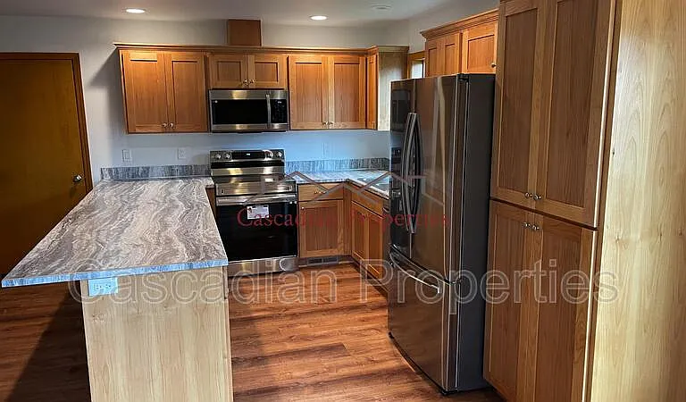 508 NW Blair St — Photo 4