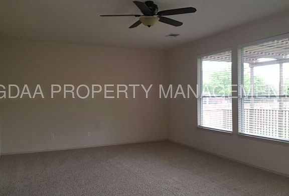 4th image of 3930 Whitey Ford Way