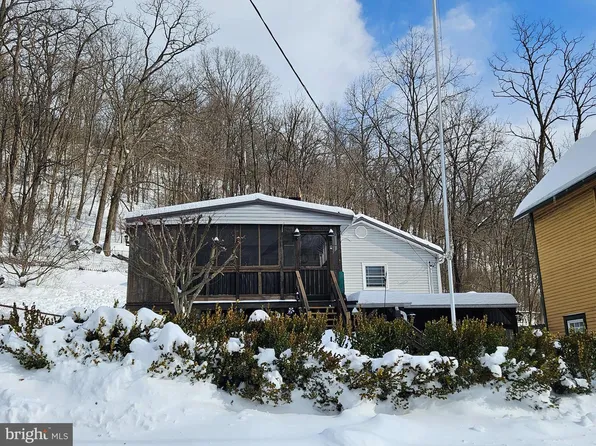 424 Covert Ave, Tyrone, PA 16686