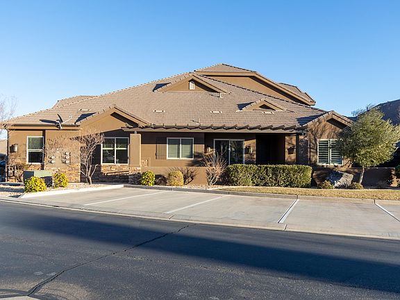 4th image of 2071 N Pebble Beach Dr